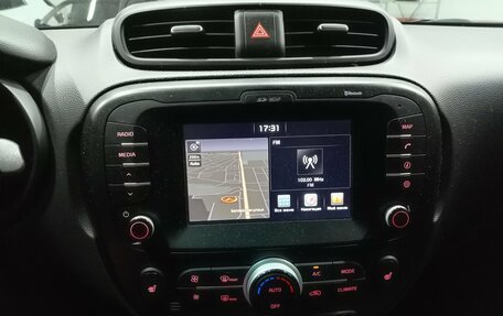 KIA Soul II рестайлинг, 2018 год, 1 699 000 рублей, 10 фотография