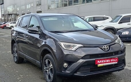 Toyota RAV4, 2016 год, 2 250 000 рублей, 3 фотография