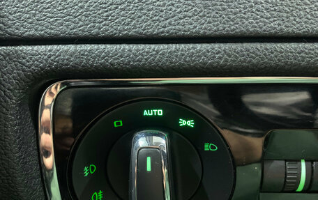 Skoda Superb III рестайлинг, 2013 год, 1 345 000 рублей, 11 фотография