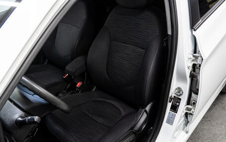 Hyundai Solaris II рестайлинг, 2015 год, 1 030 000 рублей, 13 фотография