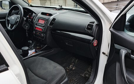 KIA Sorento II рестайлинг, 2015 год, 2 057 000 рублей, 18 фотография