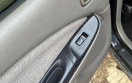 Nissan Almera, 2001 год, 248 000 рублей, 9 фотография