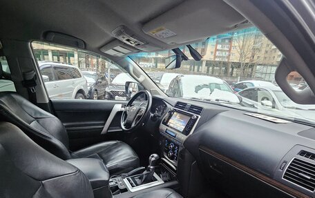 Toyota Land Cruiser Prado 150 рестайлинг 2, 2020 год, 3 749 000 рублей, 5 фотография