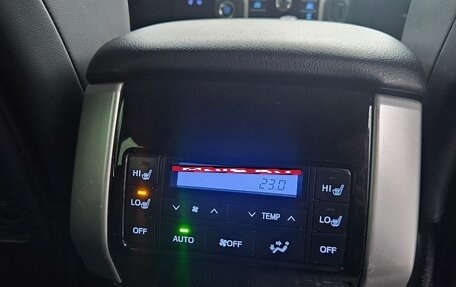 Toyota Land Cruiser Prado 150 рестайлинг 2, 2020 год, 3 749 000 рублей, 7 фотография