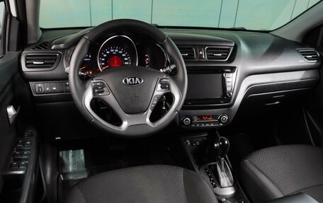 KIA Rio III рестайлинг, 2017 год, 1 325 000 рублей, 6 фотография