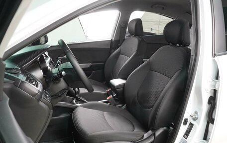 KIA Rio III рестайлинг, 2017 год, 1 325 000 рублей, 10 фотография