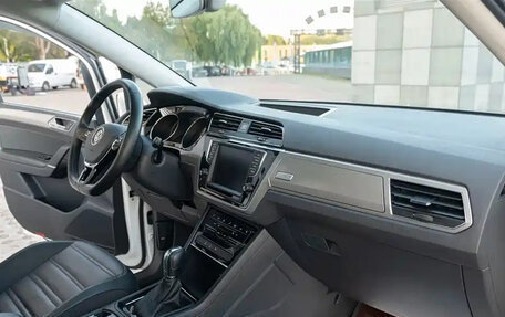 Volkswagen Touran III, 2022 год, 1 590 013 рублей, 24 фотография