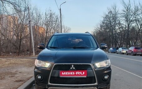 Mitsubishi Outlander III рестайлинг 3, 2010 год, 1 150 000 рублей, 1 фотография