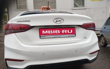 Hyundai Solaris II рестайлинг, 2019 год, 880 000 рублей, 1 фотография