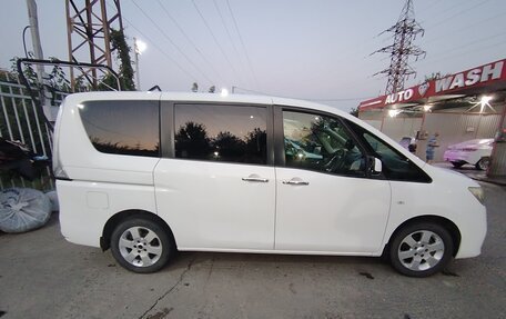 Nissan Serena IV, 2011 год, 1 550 000 рублей, 4 фотография