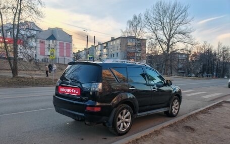 Mitsubishi Outlander III рестайлинг 3, 2010 год, 1 150 000 рублей, 4 фотография