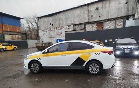 Hyundai Solaris II рестайлинг, 2019 год, 880 000 рублей, 6 фотография