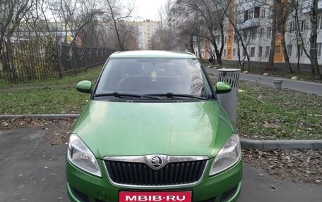 Skoda Fabia II, 2011 год, 500 000 рублей, 1 фотография