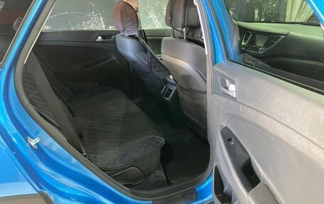 Hyundai Tucson III, 2018 год, 2 350 000 рублей, 10 фотография