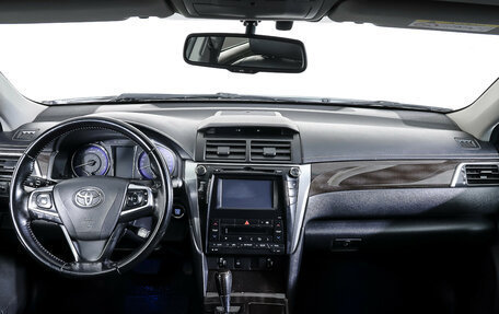 Toyota Camry, 2015 год, 1 678 000 рублей, 13 фотография