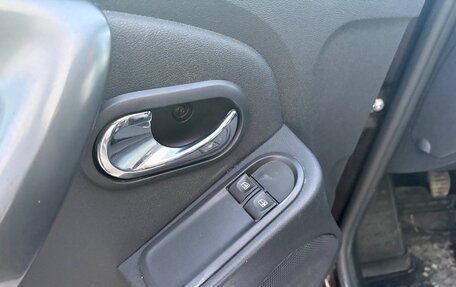 Renault Duster I рестайлинг, 2018 год, 1 390 000 рублей, 19 фотография