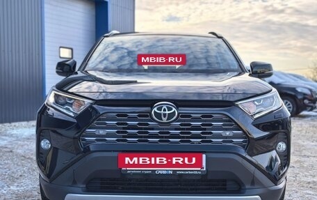 Toyota RAV4, 2021 год, 3 450 000 рублей, 3 фотография