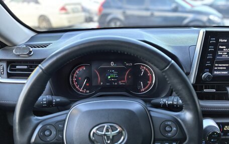 Toyota RAV4, 2021 год, 3 450 000 рублей, 23 фотография