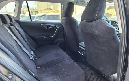 Toyota RAV4, 2021 год, 3 450 000 рублей, 29 фотография