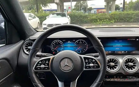 Mercedes-Benz GLB, 2021 год, 1 817 000 рублей, 13 фотография