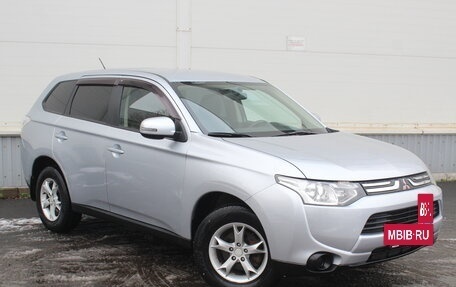 Mitsubishi Outlander III рестайлинг 3, 2012 год, 1 135 000 рублей, 3 фотография