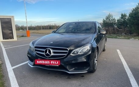 Mercedes-Benz E-Класс, 2015 год, 3 200 000 рублей, 2 фотография