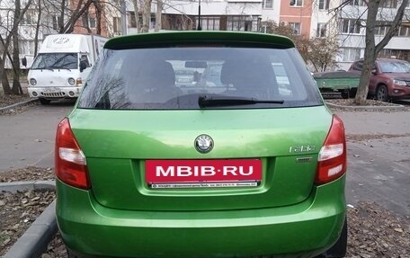 Skoda Fabia II, 2011 год, 500 000 рублей, 2 фотография