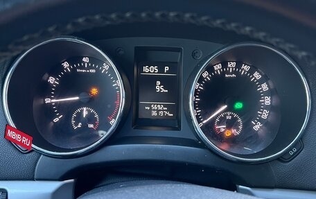 Skoda Yeti I рестайлинг, 2013 год, 890 000 рублей, 10 фотография