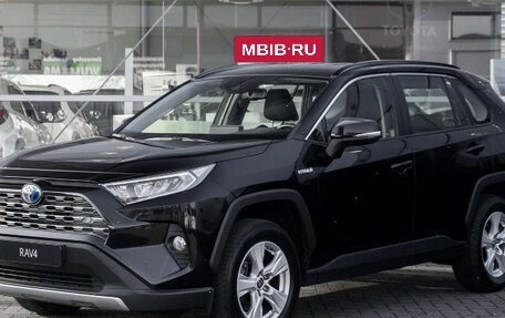 Toyota RAV4, 2021 год, 2 100 000 рублей, 1 фотография