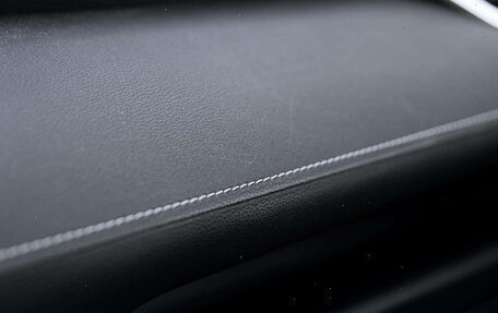 Toyota RAV4, 2021 год, 2 100 000 рублей, 33 фотография