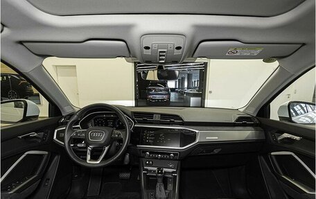 Audi Q3, 2025 год, 5 594 300 рублей, 9 фотография