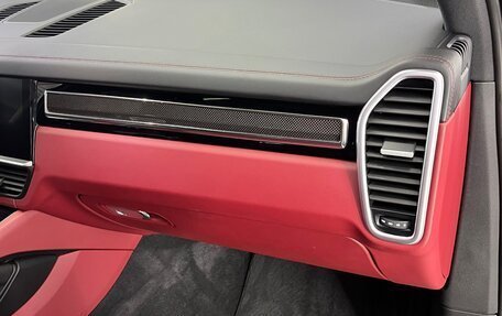 Porsche Cayenne III, 2019 год, 6 200 000 рублей, 28 фотография