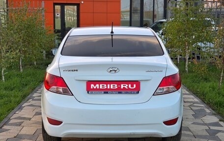 Hyundai Solaris II рестайлинг, 2015 год, 750 000 рублей, 5 фотография