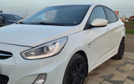 Hyundai Solaris II рестайлинг, 2015 год, 750 000 рублей, 9 фотография