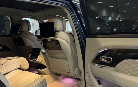 Bentley Bentayga I, 2023 год, 33 500 000 рублей, 4 фотография