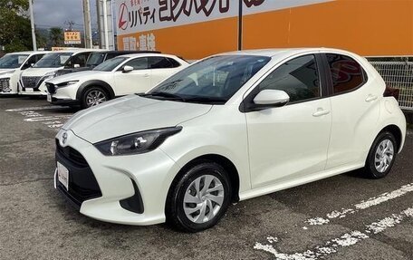 Toyota Yaris, 2022 год, 840 121 рублей, 13 фотография