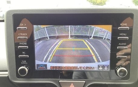 Toyota Yaris, 2022 год, 840 121 рублей, 14 фотография