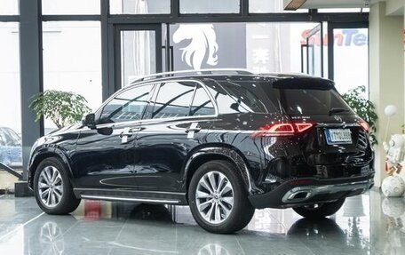 Mercedes-Benz GLE, 2022 год, 8 300 000 рублей, 2 фотография