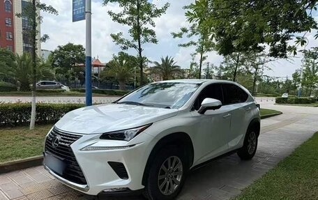 Lexus NX I, 2021 год, 3 000 000 рублей, 2 фотография