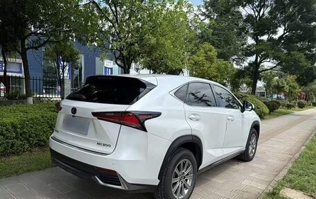 Lexus NX I, 2021 год, 3 000 000 рублей, 4 фотография
