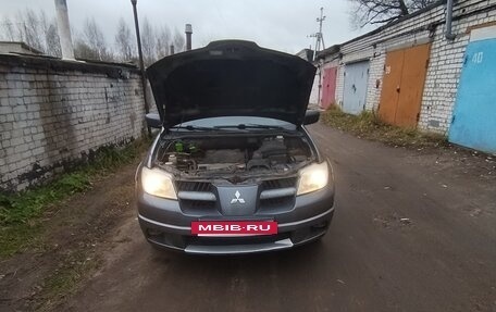 Mitsubishi Outlander III рестайлинг 3, 2006 год, 580 000 рублей, 20 фотография