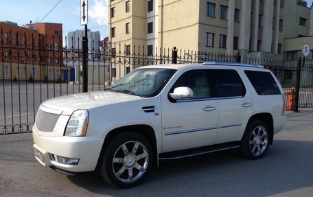 Cadillac Escalade III, 2007 год, 900 000 рублей, 2 фотография