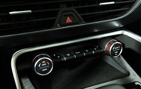 Geely Tugella FY11, 2023 год, 3 299 777 рублей, 27 фотография