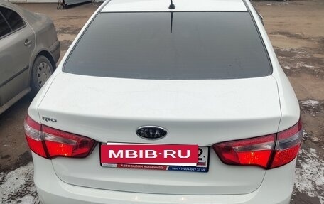 KIA Rio III рестайлинг, 2013 год, 950 000 рублей, 6 фотография