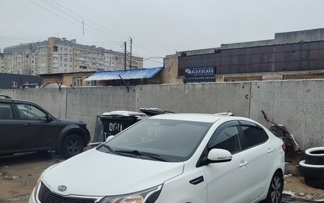 KIA Rio III рестайлинг, 2013 год, 950 000 рублей, 2 фотография