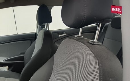 Hyundai Solaris II рестайлинг, 2014 год, 800 000 рублей, 8 фотография