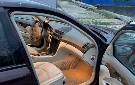 Mercedes-Benz E-Класс, 2006 год, 870 000 рублей, 6 фотография