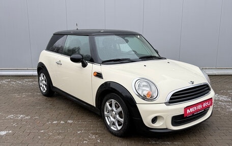 MINI Hatch, 2011 год, 850 000 рублей, 3 фотография