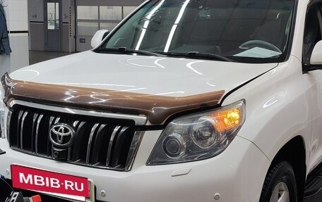 Toyota Land Cruiser Prado 150 рестайлинг 2, 2013 год, 3 100 000 рублей, 10 фотография