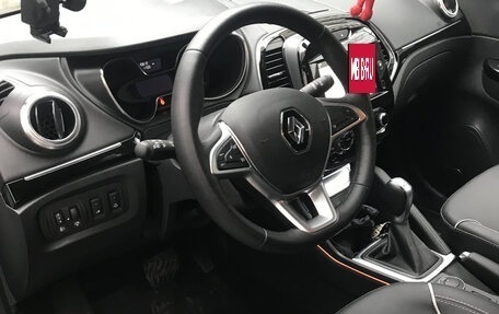 Renault Kaptur I рестайлинг, 2021 год, 2 000 000 рублей, 13 фотография